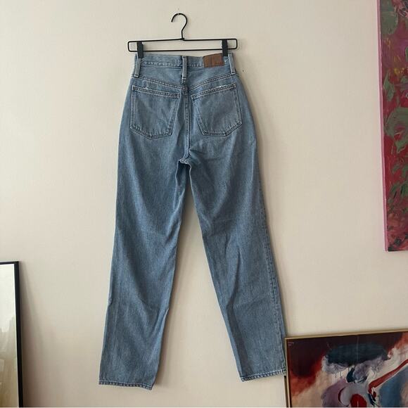 Madewell Baggy Straight Jeans in Earlhurst Wash: Ripped Edition - Picture 10 of 10